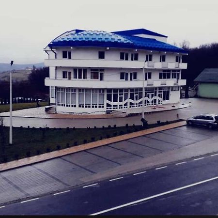 Emro-S Aparthotel Novi Pazar Kültér fotó