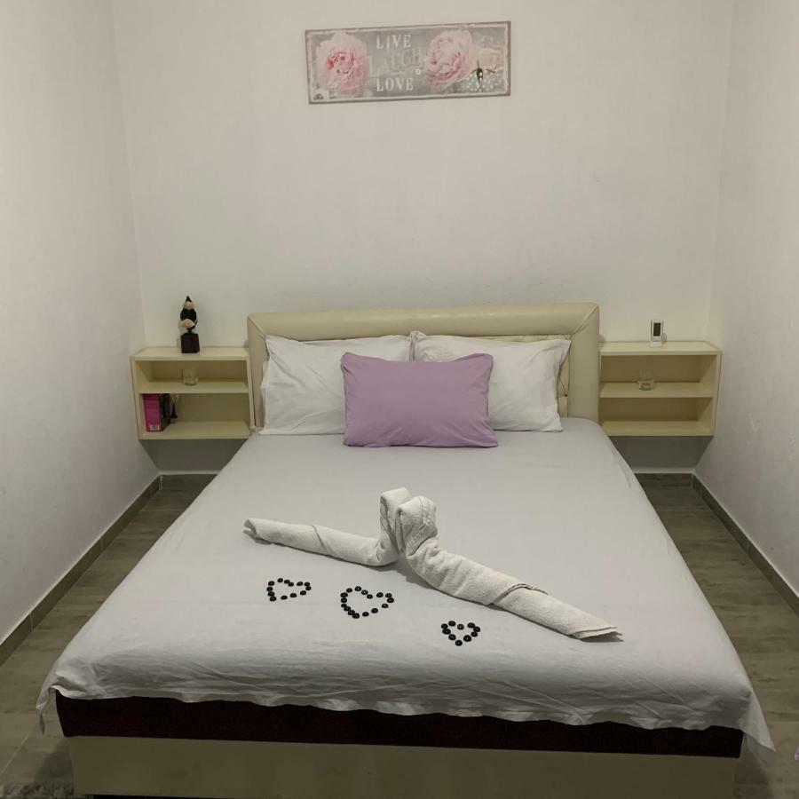 Emro-S Aparthotel Novi Pazar Kültér fotó
